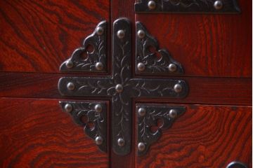 中古　伝統民芸家具 岩谷堂　横型衣装箪笥(和箪笥サイドボード)(定価約60万円)