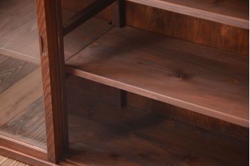 アンティーク家具　和製アンティーク　前面欅材!大きなガラス引き戸の収納棚