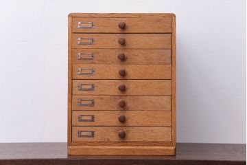 アンティーク家具　和製アンティーク　ナラ材の上質な8杯小引き出し