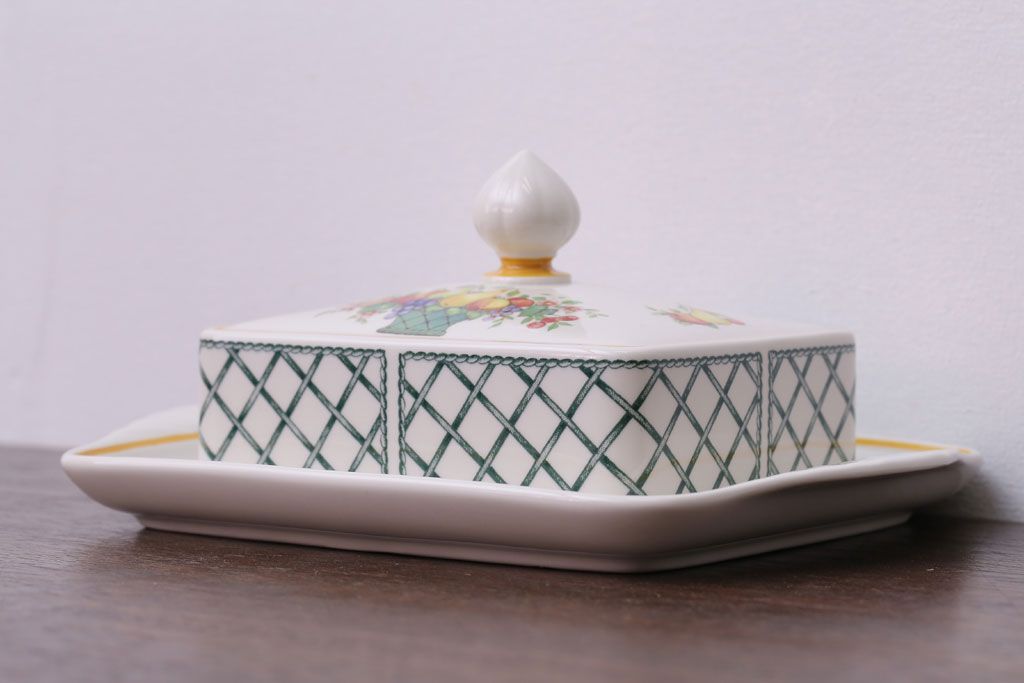 アンティーク雑貨　Villeroy&Boch(ビレロイ&ボッホ)　バスケット　バターケース・調味料入れ