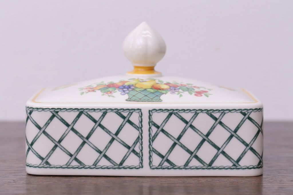 アンティーク雑貨　Villeroy&Boch(ビレロイ&ボッホ)　バスケット　バターケース・調味料入れ