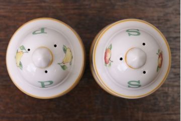 アンティーク雑貨　Villeroy&Boch(ビレロイ&ボッホ)　バスケット　バターケース・調味料入れ