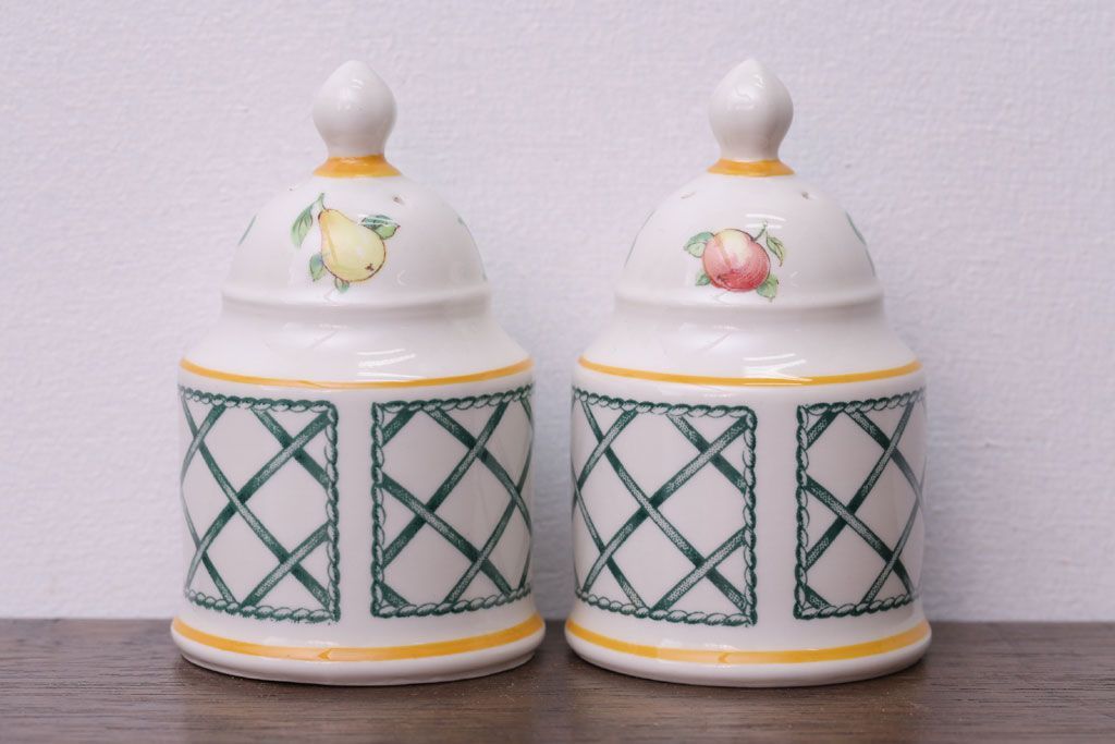 アンティーク雑貨　Villeroy&Boch(ビレロイ&ボッホ)　バスケット　バターケース・調味料入れ