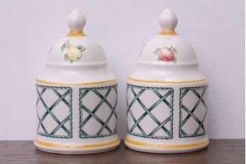 アンティーク雑貨　Villeroy&Boch(ビレロイ&ボッホ)　バスケット　バターケース・調味料入れ