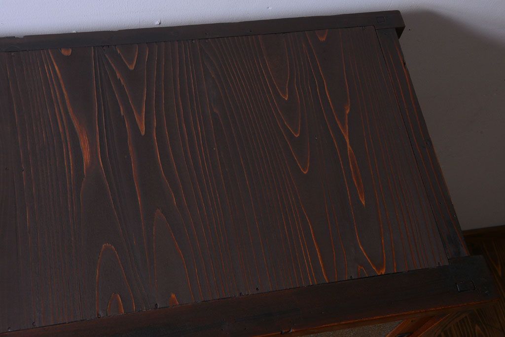 アンティーク家具　和製アンティーク　ダイヤガラス入り!前面欅材の引き戸収納棚