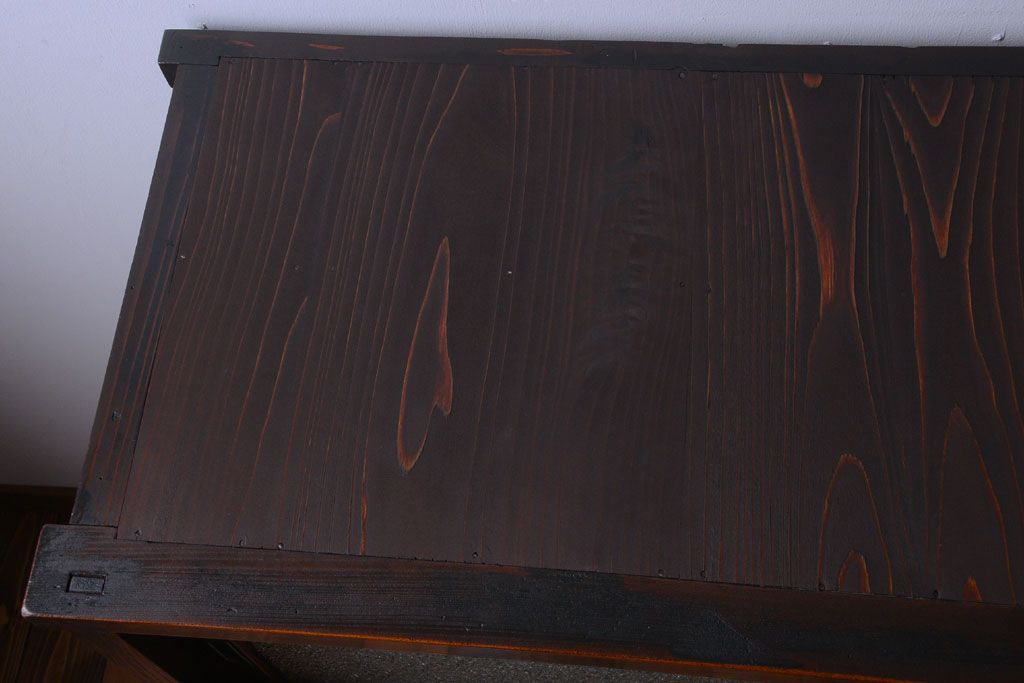 アンティーク家具　和製アンティーク　ダイヤガラス入り!前面欅材の引き戸収納棚