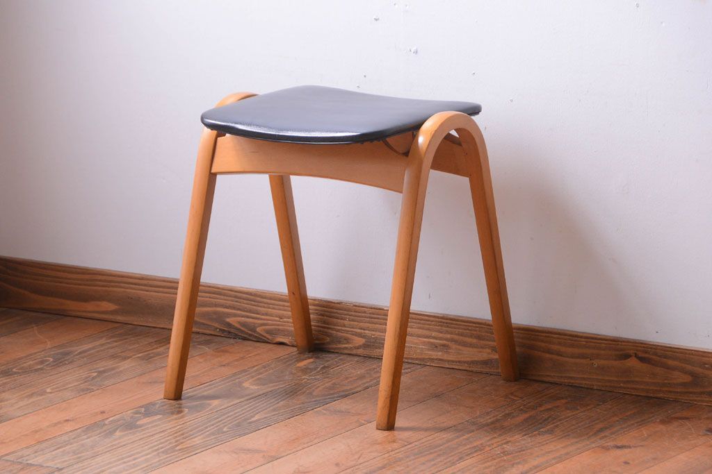 ヴィンテージ家具　秋田木工　ビンテージ品　シンプルで上品なスツール