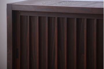 アンティーク家具　古民具・骨董　縦桟戸の高級水屋箪笥サイドボード(リビングボード・テレビボード)