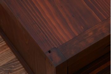 アンティーク家具　古民具・骨董　透かし彫りが上品な水屋箪笥ローボード(リビングボード、テレビボード、テレビ台、キャビネット、収納棚)