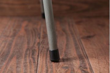 アンティーク家具　アンティーク　シンプルなペイントアイアンレッグチェア