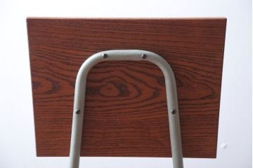 アンティーク家具　アンティーク　シンプルなペイントアイアンレッグチェア