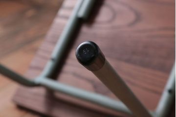 アンティーク家具　アンティーク　シンプルなペイントアイアンレッグチェア