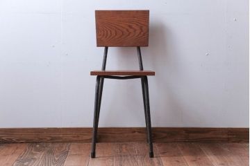 アンティーク家具　アンティーク　オーク材製!小振りなアイアンレッグチェア(1)