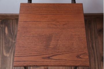 アンティーク家具　アンティーク　オーク材製!小振りなアイアンレッグチェア(1)