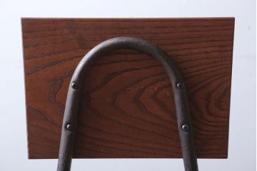 アンティーク家具　アンティーク　オーク材製!小振りなアイアンレッグチェア(1)