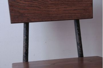 アンティーク家具　和製アンティーク　小振りなアイアンレッグチェア2脚セット(2)