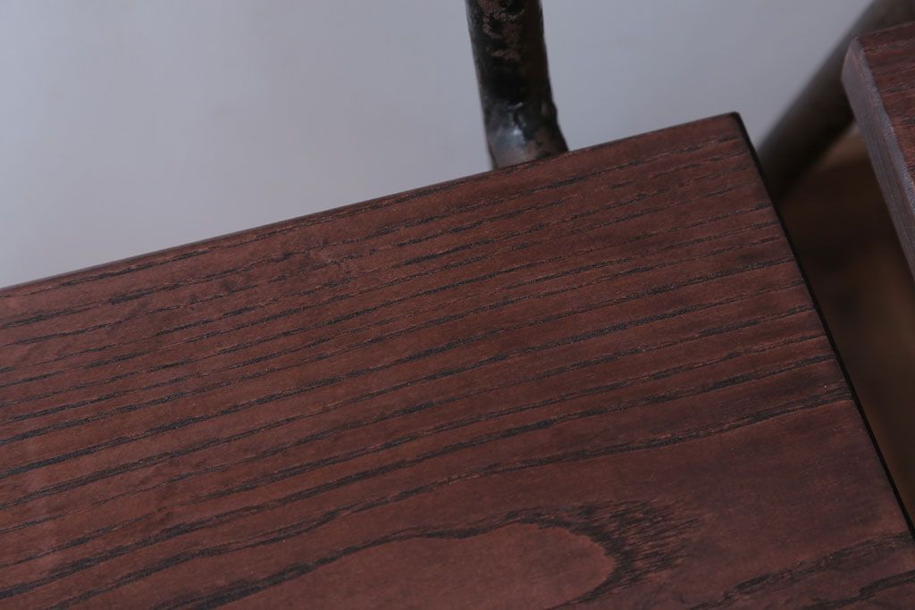 アンティーク家具　和製アンティーク　小振りなアイアンレッグチェア2脚セット(2)