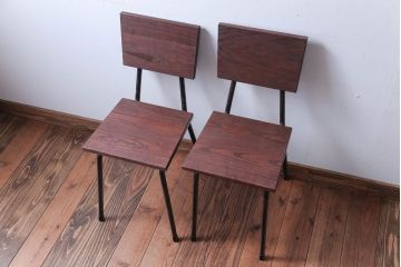 アンティーク家具　和製アンティーク　小振りなアイアンレッグチェア2脚セット(1)