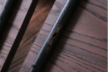 アンティーク家具　和製アンティーク　小振りなアイアンレッグチェア2脚セット(1)