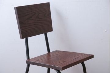 アンティーク家具　アンティーク　オーク材製!小振りなアイアンレッグチェア(2)