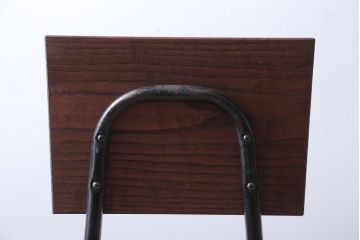 アンティーク家具　アンティーク　オーク材製!小振りなアイアンレッグチェア(2)