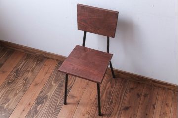 アンティーク家具　アンティーク　オーク材製!小振りなアイアンレッグチェア(3)