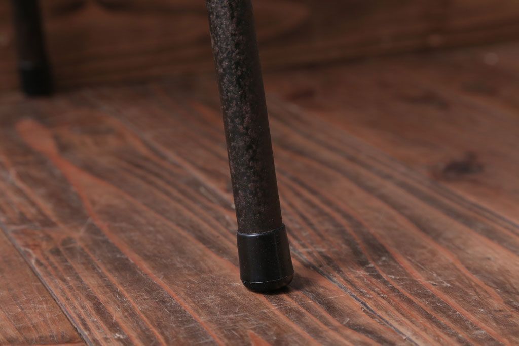 アンティーク家具　アンティーク　オーク材製!小振りなアイアンレッグチェア(3)