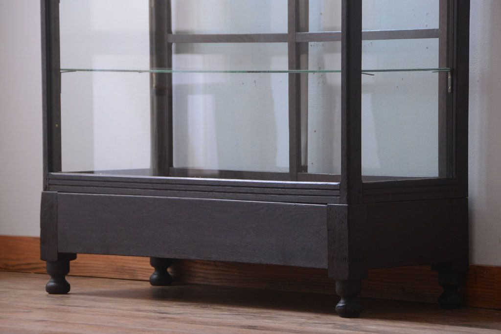 アンティーク家具　大正ロマン　古いナラ材の脚付きガラスケース