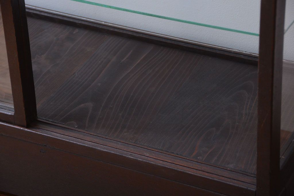 アンティーク家具　大正ロマン　古いナラ材の脚付きガラスケース