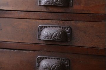 アンティーク家具　和製アンティーク　古い木の10杯小引き出し