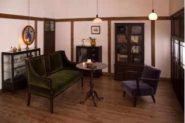 アンティーク家具　和製アンティーク　上品な一人掛けソファ