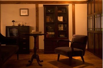 アンティーク家具　和製アンティーク　上品な一人掛けソファ