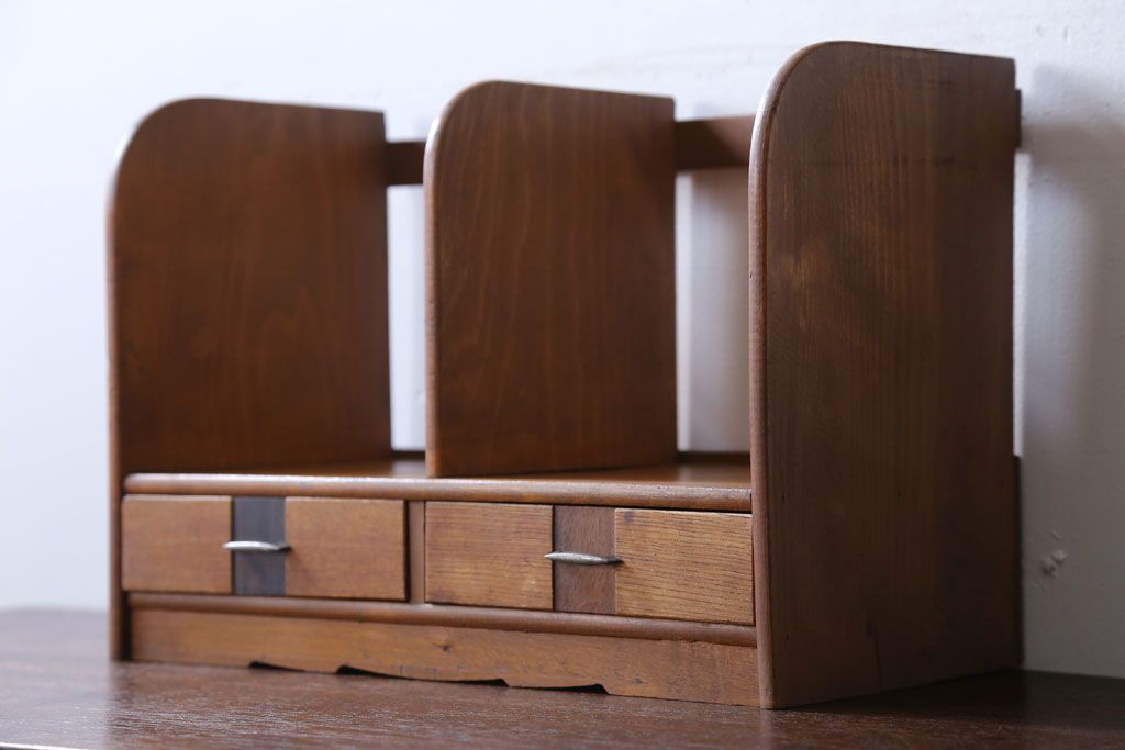 アンティーク雑貨　昭和レトロ　引き出し2杯付き!小振りでレトロな本立て