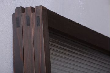 アンティーク　古い木のモールガラス入り引き戸3枚セット(窓)