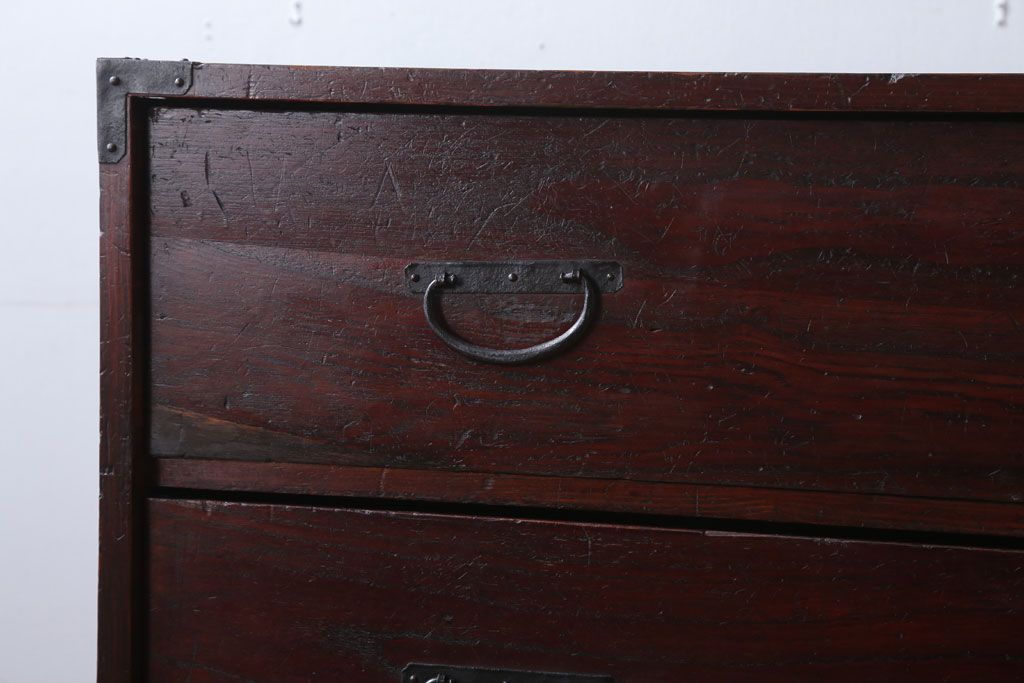 アンティーク家具　古民具・骨董　シンプルな古い木のアンティーク箪笥(チェスト)