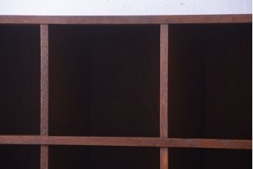 レトロ家具　昭和レトロ　特大サイズ!古い木製のアンティークマス目棚