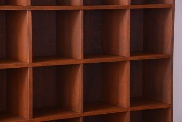 レトロ家具　昭和レトロ　特大サイズ!古い木製のアンティークマス目棚