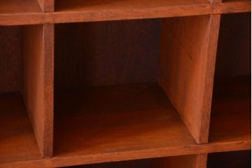 レトロ家具　昭和レトロ　特大サイズ!古い木製のアンティークマス目棚