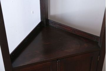 アンティーク家具　和製アンティーク　古いナラ材のシックなコーナーキャビネット