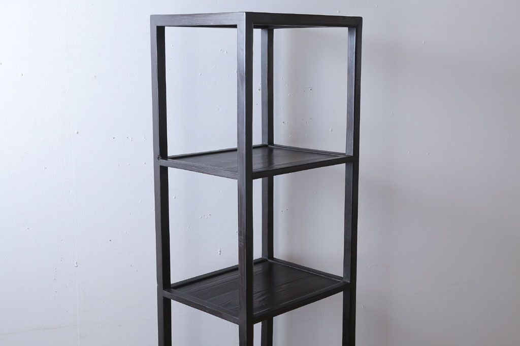 中古　民芸家具　高級感あふれる縦型李朝棚(飾り棚)