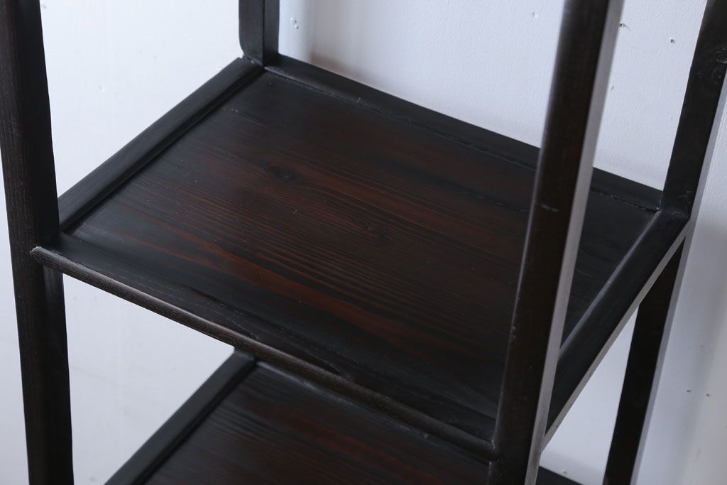 中古　民芸家具　高級感あふれる縦型李朝棚(飾り棚)