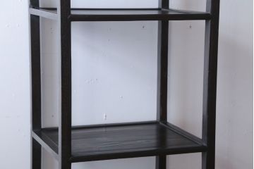 中古　民芸家具　高級感あふれる縦型李朝棚(飾り棚)