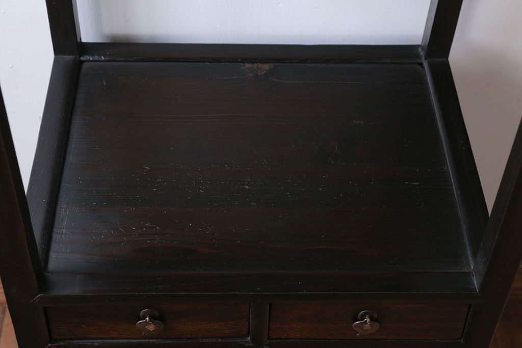 中古　民芸家具　高級感あふれる縦型李朝棚(飾り棚)