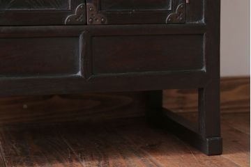 中古　民芸家具　高級感あふれる縦型李朝棚(飾り棚)