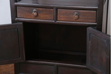 中古　民芸家具　高級感あふれる縦型李朝棚(飾り棚)