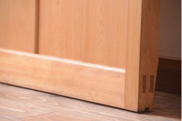 和製アンティーク　木味が美しいガラス入り蔵戸(玄関戸)