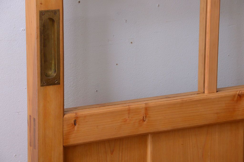 和製アンティーク　木味が美しいガラス入り蔵戸(玄関戸)