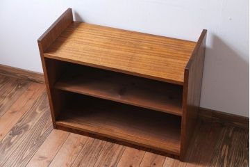 アンティーク家具　アンティーク　オープンラックの小さな収納棚(テレビ台)