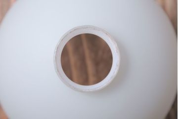 昭和レトロ　シンプルでかわいい丸いフォルムの吊り下げ照明(1)