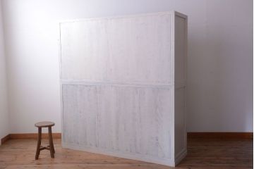 アンティーク家具　アンティーク　大きなペイント重ね収納棚(キャビネット・食器棚)